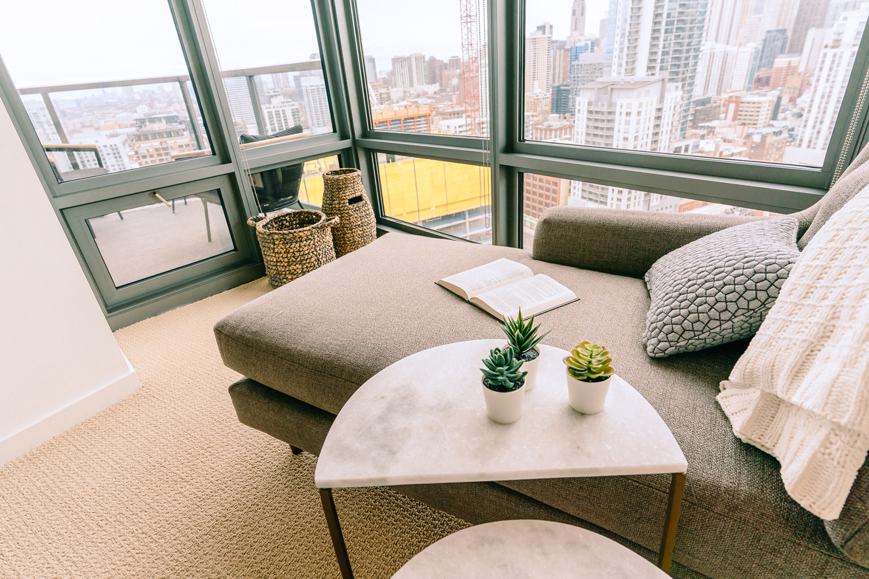 Hubbard Place Apartments in Chicago, IL